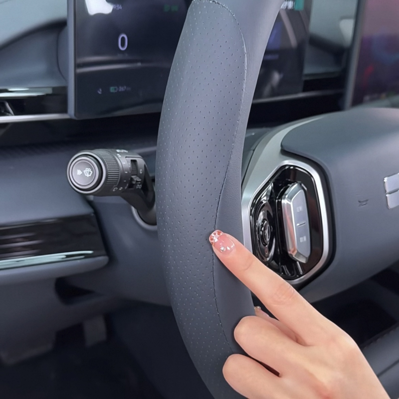 Coprivolante in Pelle per Geel - Car Steering Wheel Cover Anti Slip Breathable recensione e prezzo